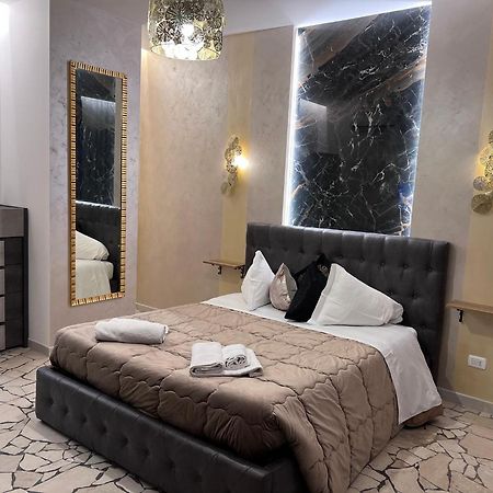 Residenza N&D Luxury Apartment Bari Bagian luar foto