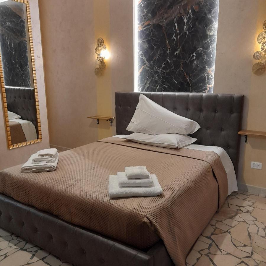 Residenza N&D Luxury Apartment Bari Bagian luar foto