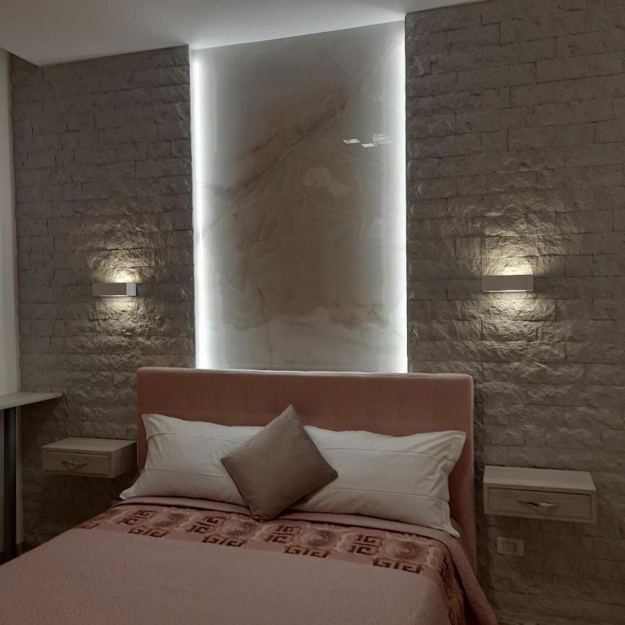 Residenza N&D Luxury Apartment Bari Bagian luar foto