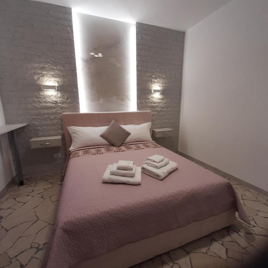 Residenza N&D Luxury Apartment Bari Bagian luar foto