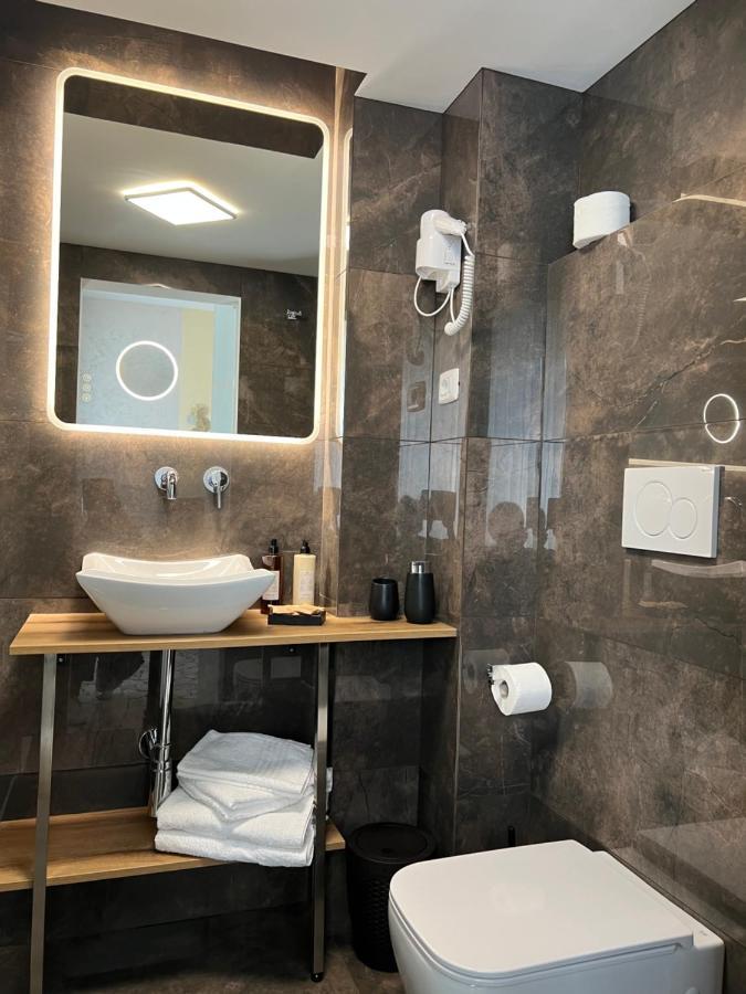 Residenza N&D Luxury Apartment Bari Bagian luar foto