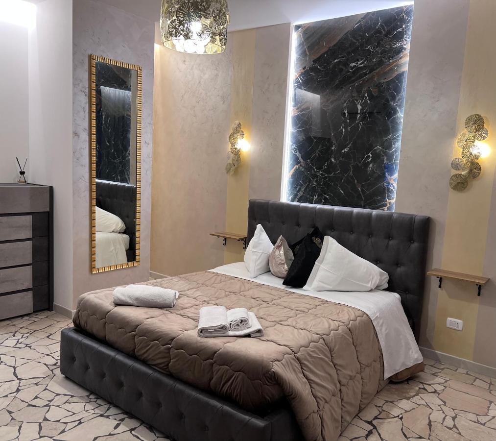 Residenza N&D Luxury Apartment Bari Bagian luar foto